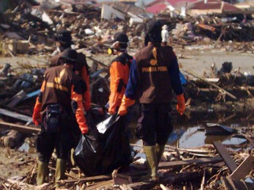 Goriau Kenangan Relawan Pramuka Saat Membantu Korban Tsunami Aceh